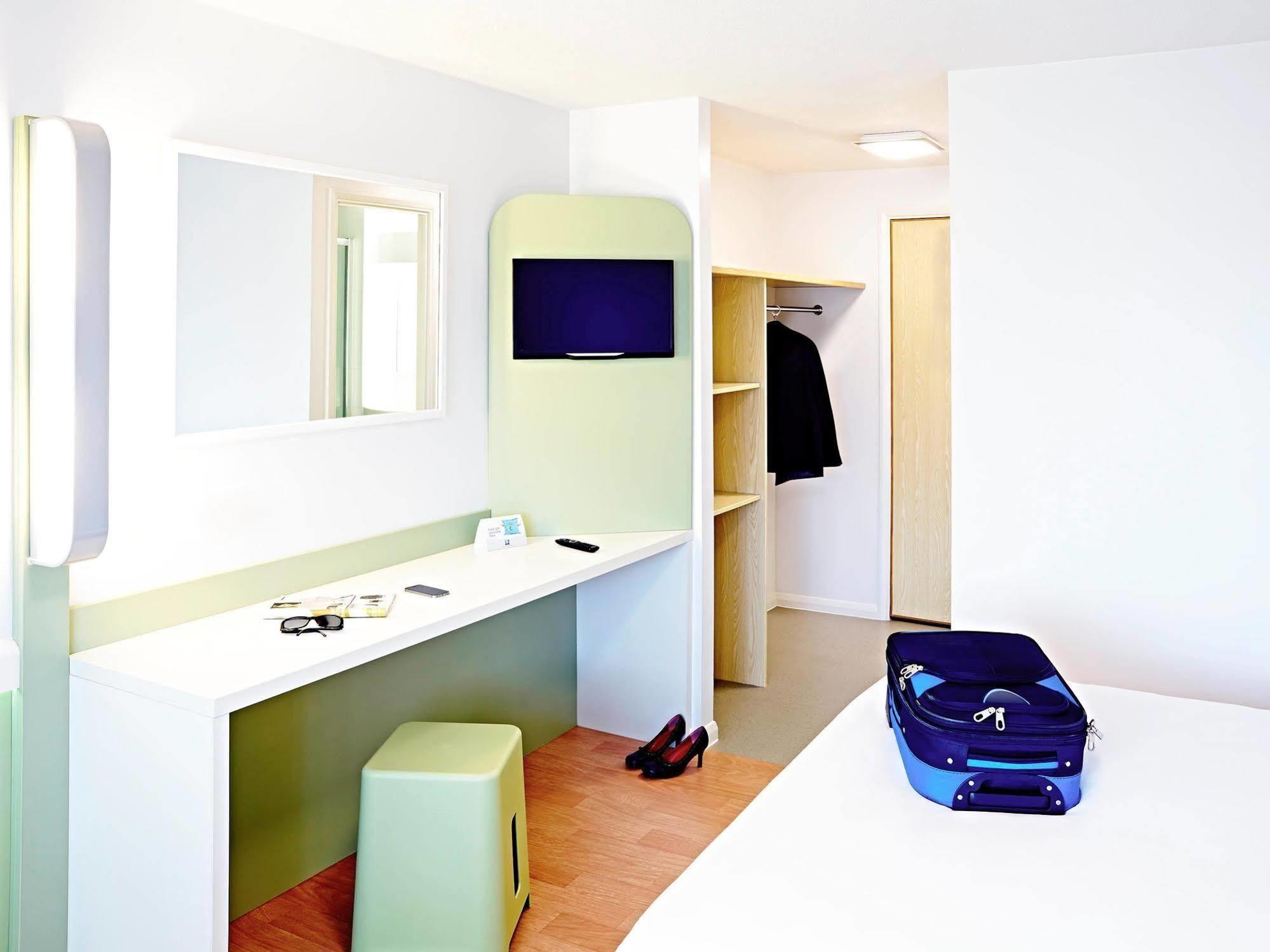 Ibis Budget Knutsford Extérieur photo